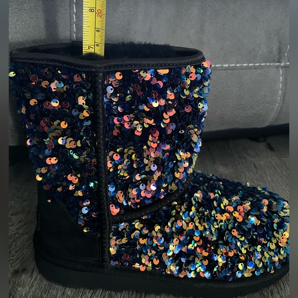 Kid’s Classic II Stellar Sequin - Picture 8 of 9